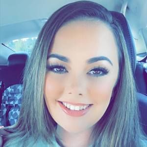 Meet your Posher, Holly